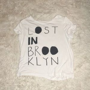 New condition American eagle cropped shirt